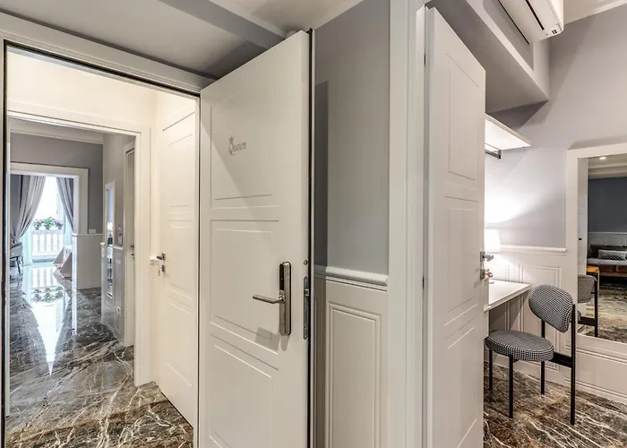 Rome55 - Piazza Di Spagna Maison d'hôtes 4*