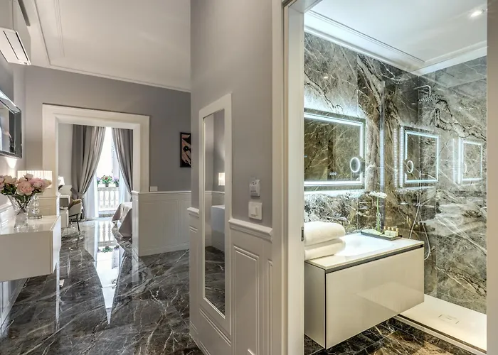 Affittacamere Rome55 - Piazza Di Spagna 4*